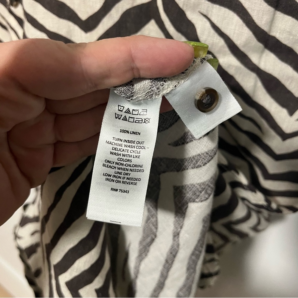 100% Linen Zebra Print Button-Front Shirt Dress Size Medium Lightweight Animal - Picture 5 of 7